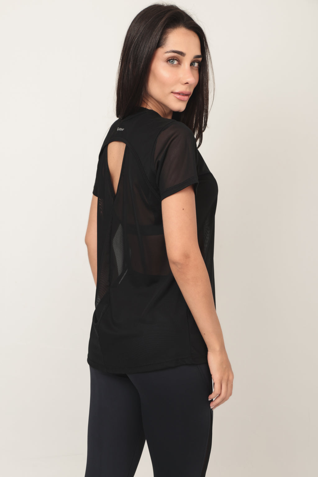 BLUSA TULE ABERTURA COSTAS