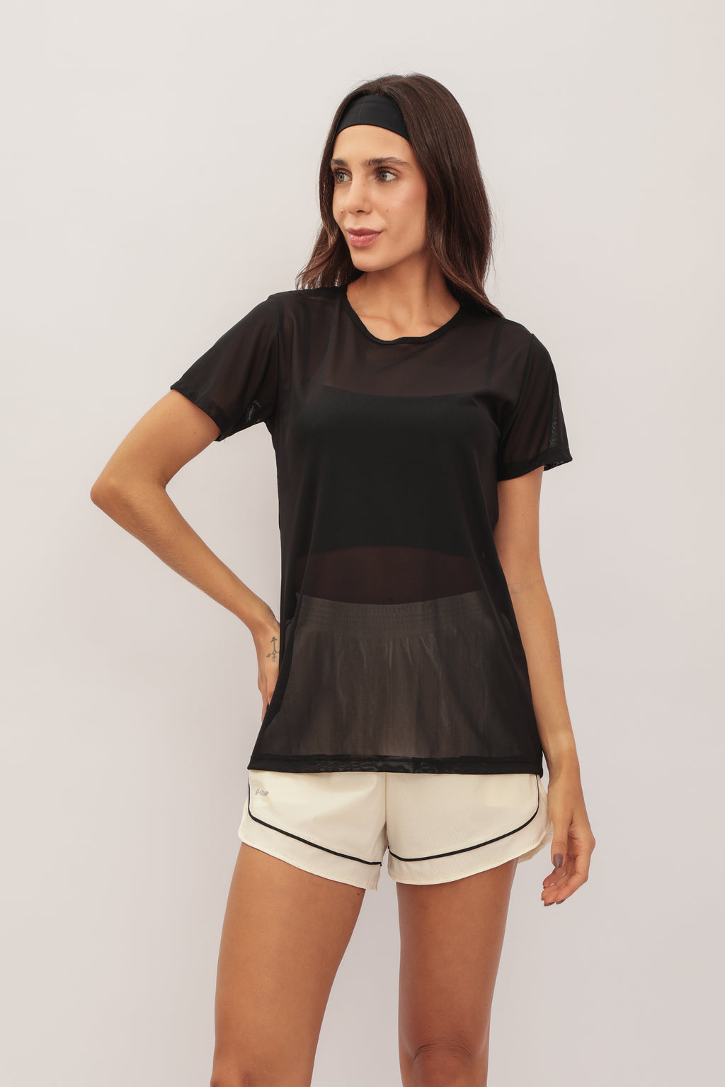 BLUSA TULE ABERTURA COSTAS
