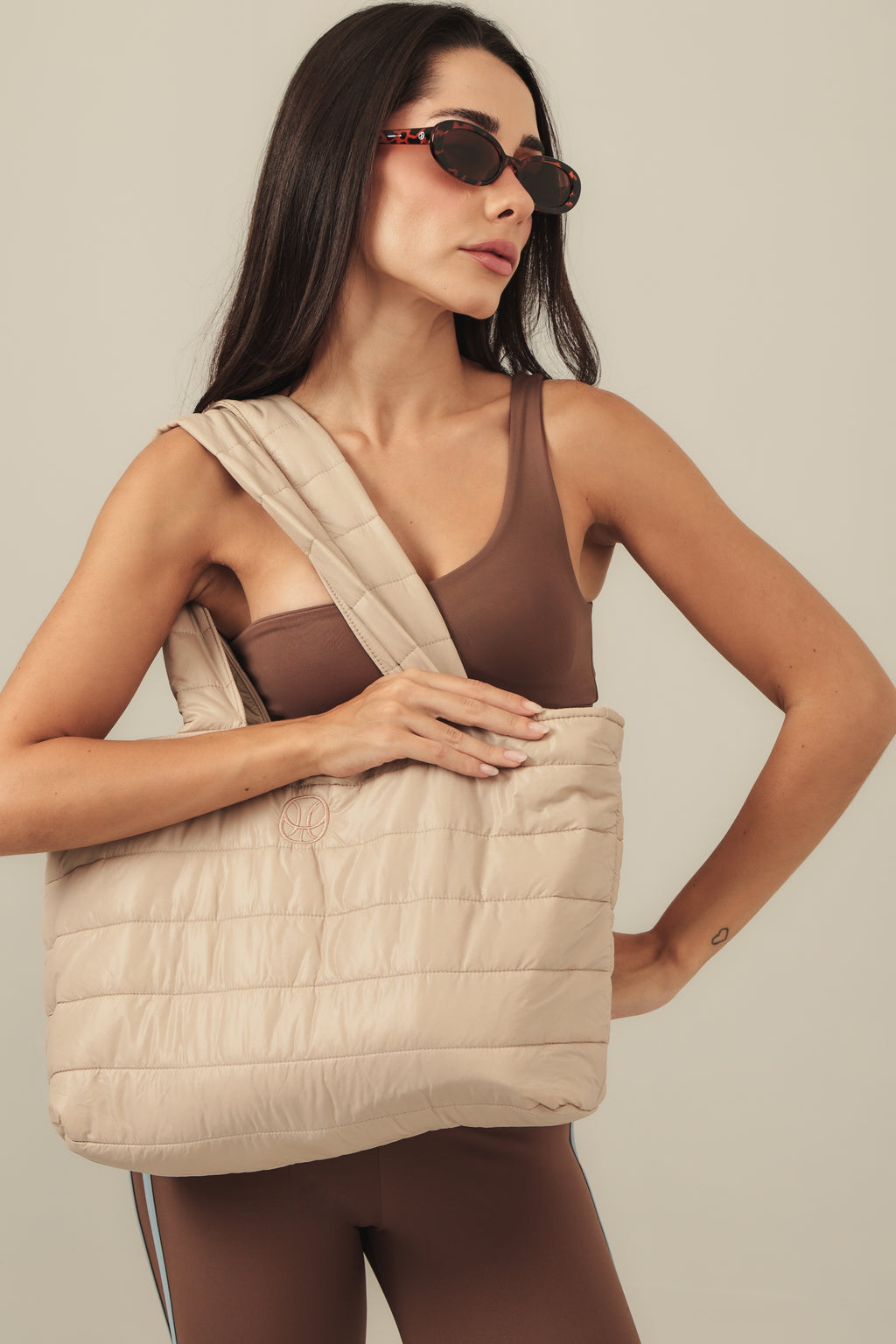 BOLSA PUFFER + NÉCESSAIRE ATEMP - Tamanho: 28 x 40 x10cm