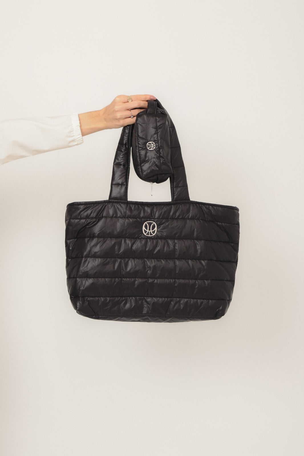 BOLSA PUFFER + NÉCESSAIRE ATEMP - Tamanho: 28 x 40 x10cm