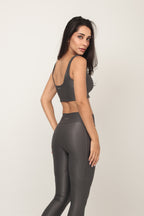 LEGGING RECORTES E BOLSO