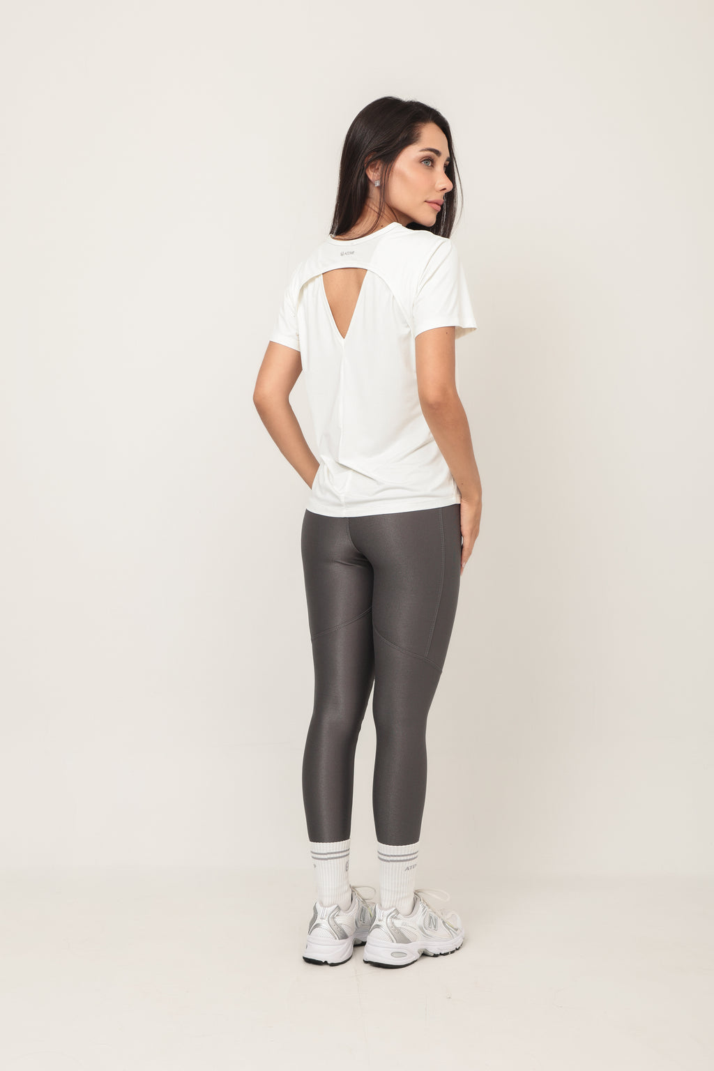 LEGGING RECORTES E BOLSO