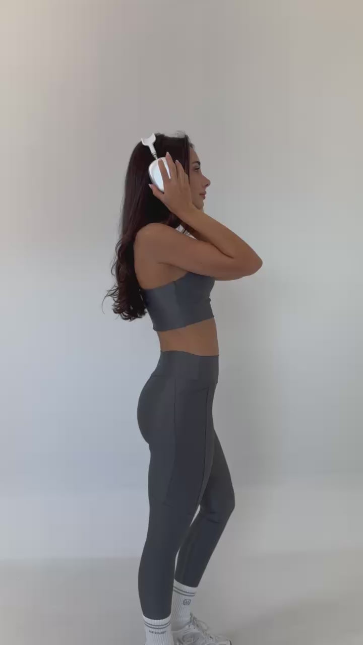 LEGGING RECORTES E BOLSO