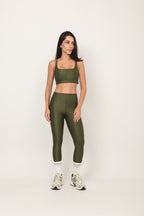 LEGGING RECORTES E BOLSO